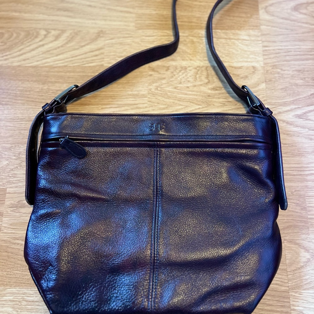 Vintage rare SAS Burgundy Leather crossbody Bag Made in the U.SA.
